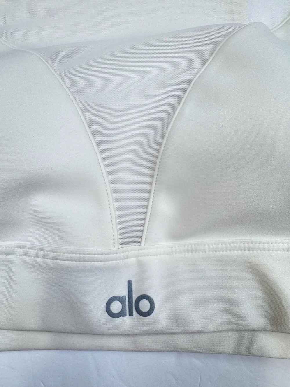 Alo Yoga High Neck Sports Bra Women's Size XS Ivory Crop Top Activewear Gym Top